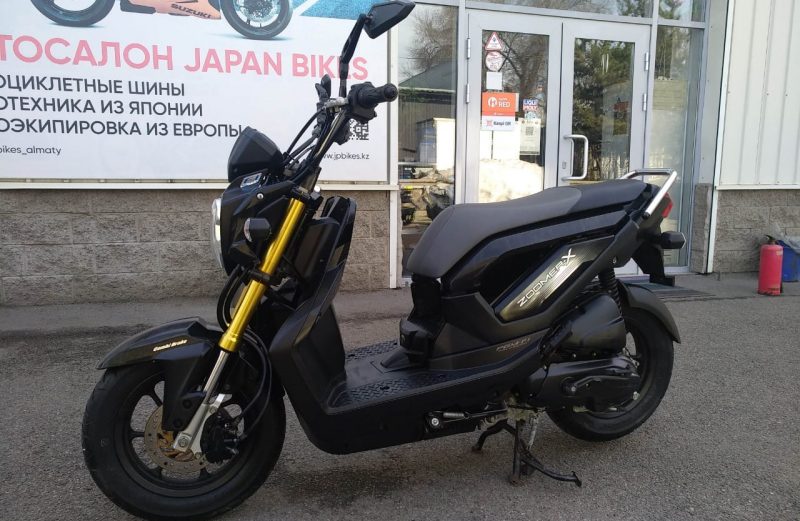 Скутер Honda Zoomer X (5007)