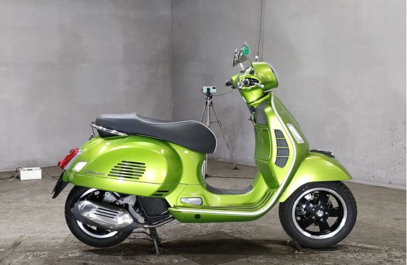 Скутер Piaggio Vespa GTS150 SUPER (7850)