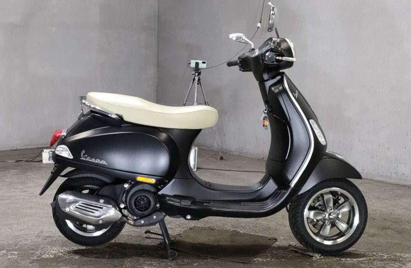 Скутер Piaggio Vespa VXL125 (7453)