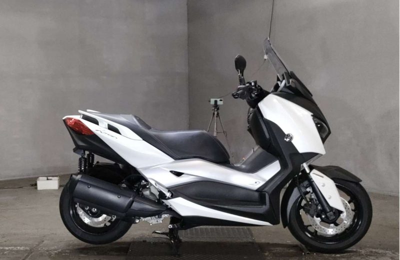 Скутер Yamaha X-MAX 300 (8187)