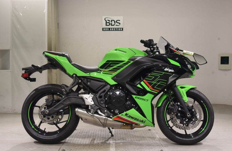 Мотоцикл Kawasaki NINJA650A (5143)