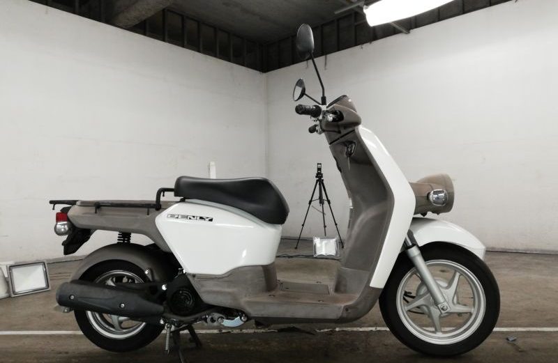 Скутер Honda BENLY50 (7431)