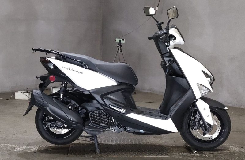 Скутер Yamaha CYGNUS125 GRYPHUS (8129) Скутер Yamaha CYGNUS125 GRYPHUS (8129)
