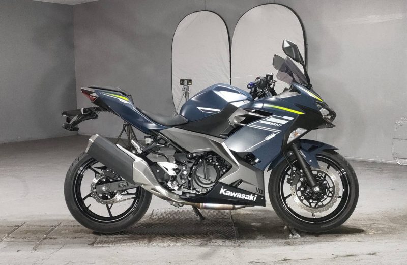 Мотоцикл Kawasaki NINJA400 (5658)