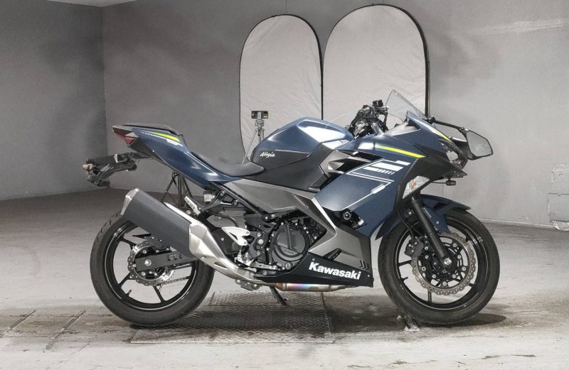 Мотоцикл Kawasaki NINJA400 (5603)